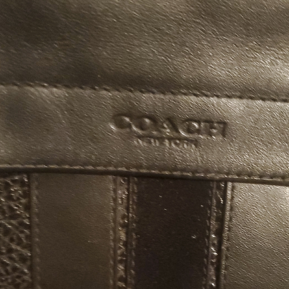 Men's Black Leather Backpack - Picture 2 of 5